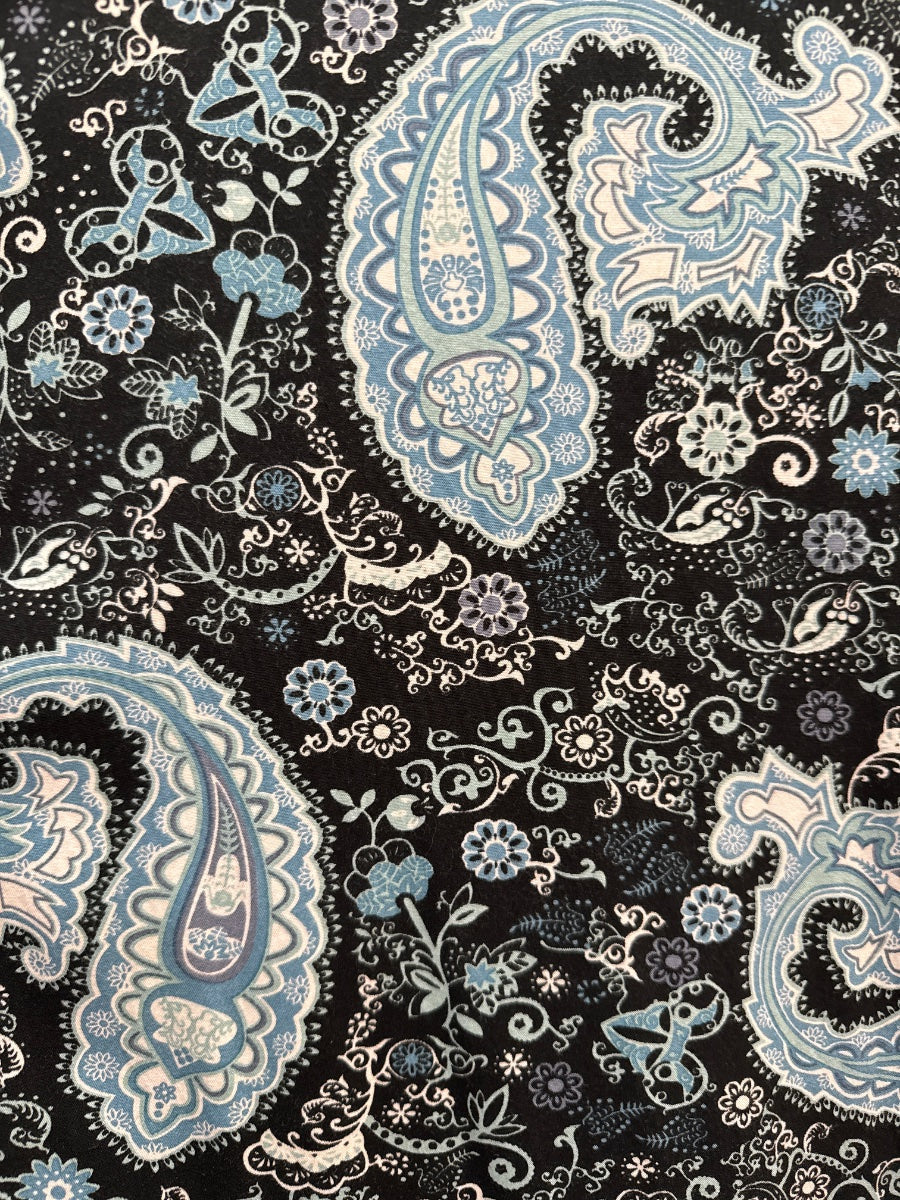 Wind River · Sleeveless Dress · Large · BlackBlue Paisley