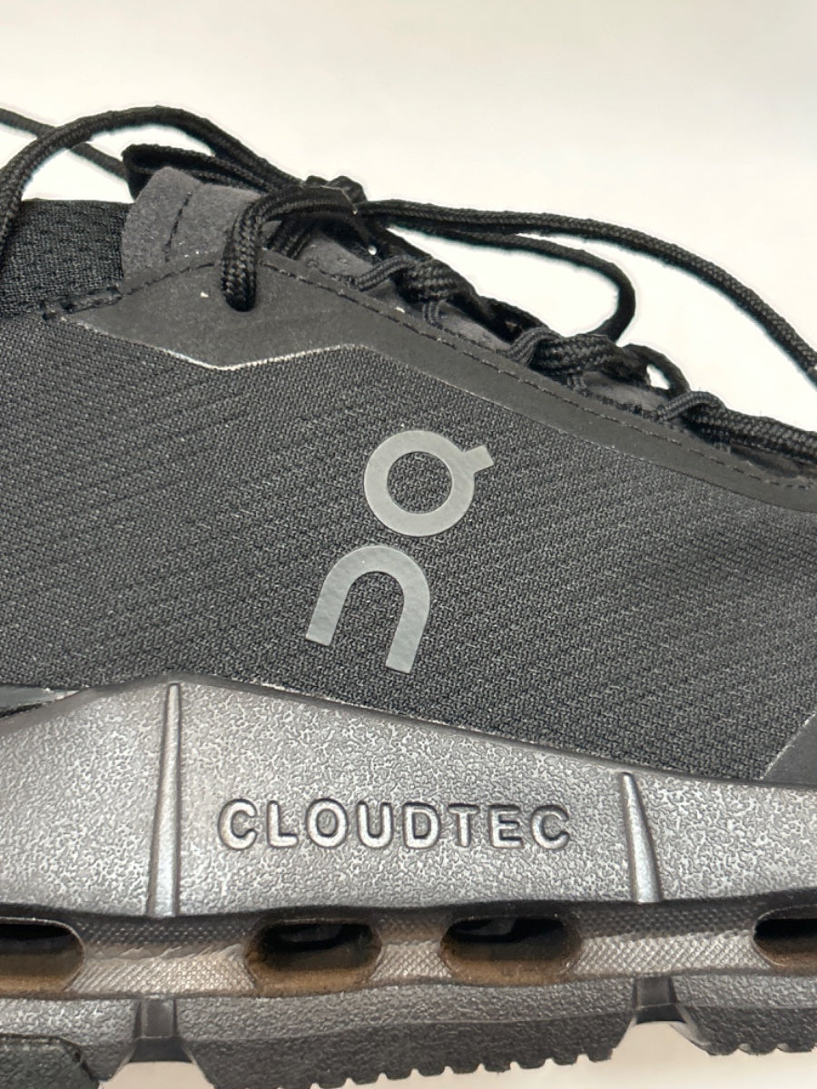 On Cloud · Cloudnova 2 · 7.5 · Black