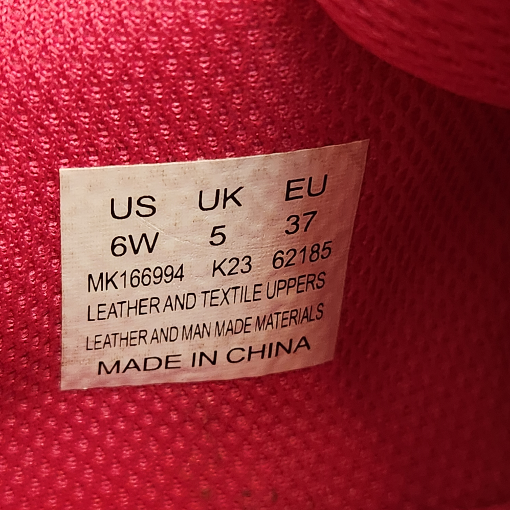 Sneakers