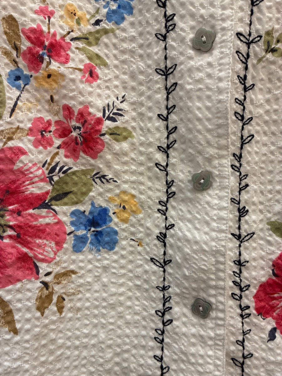 Koret · White Floral Seersucker · Small · White Floral