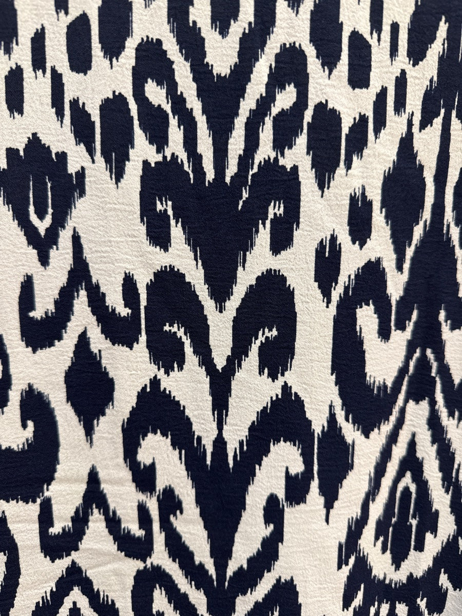 Tahari · Longsleeve Dress With Pockets and Ruffle Detail · Small · NavyWhite