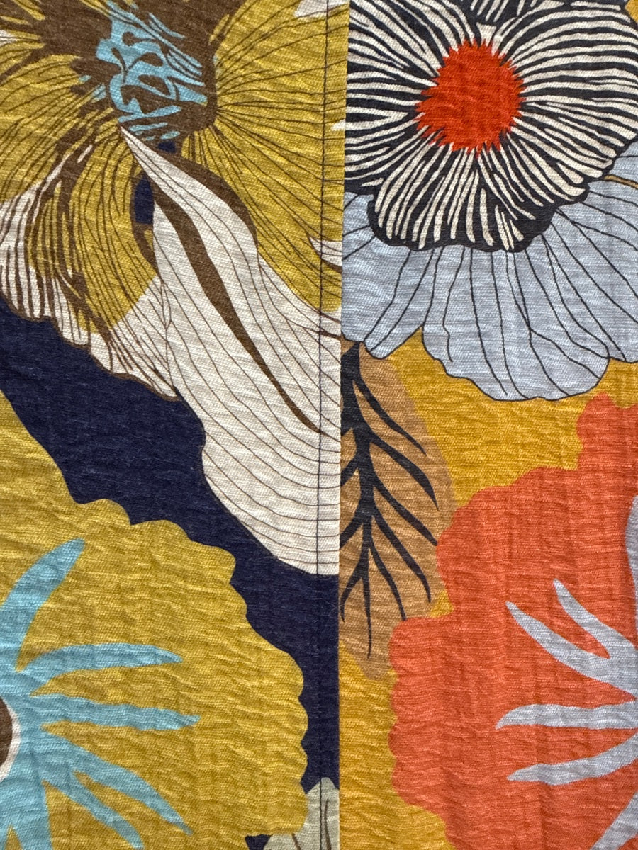 Ali Miles · Blouse · Small · NavyYellow Floral