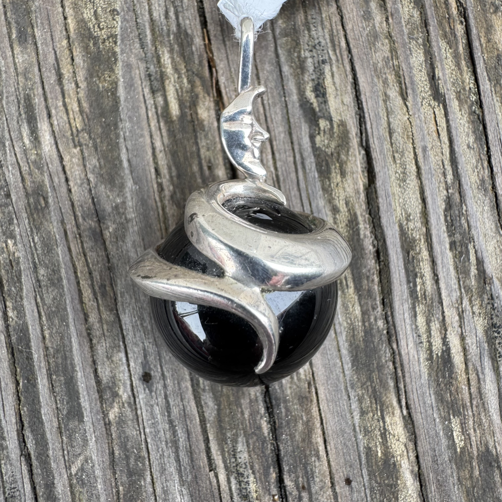 Pendant