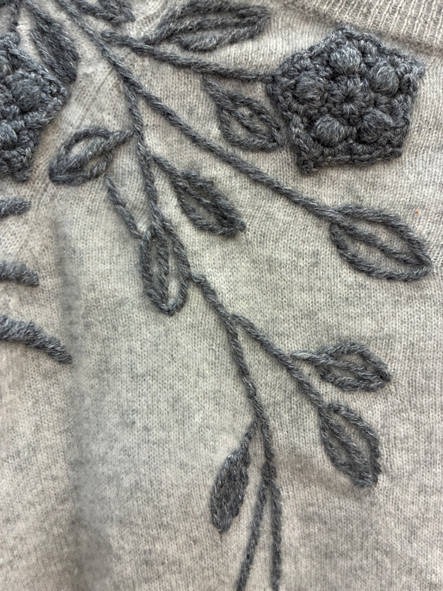 Tahari · Sweater · Small · Gray