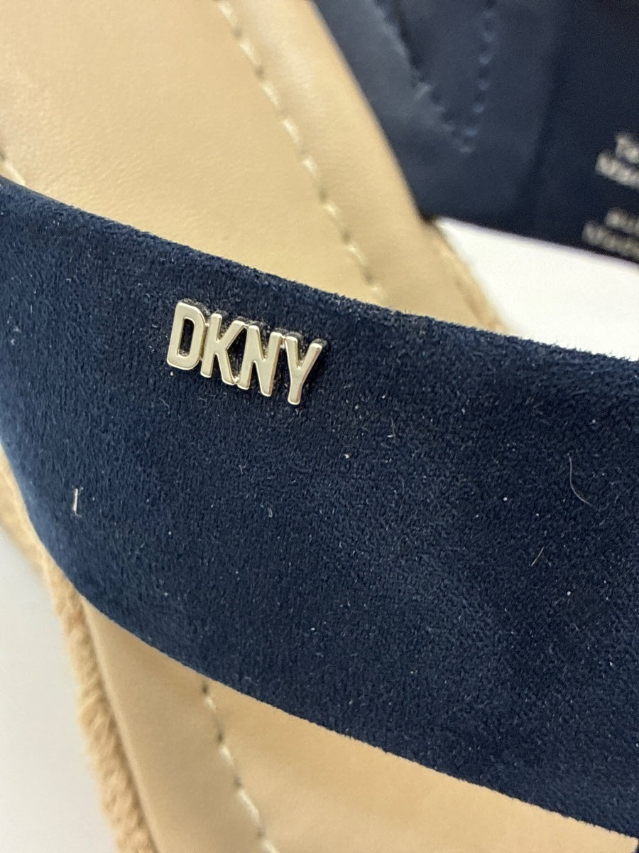 DKNY · Maryn Crossband Platform Wedge · 7 · NavyCream