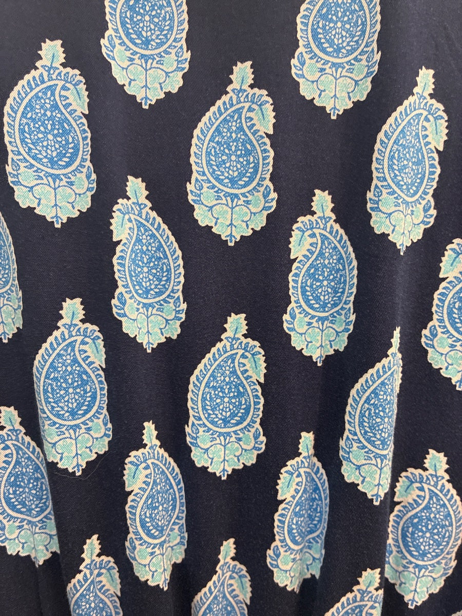 Crown & Ivy · Balloon Sleeve · 2X · BlueNavy Paisley