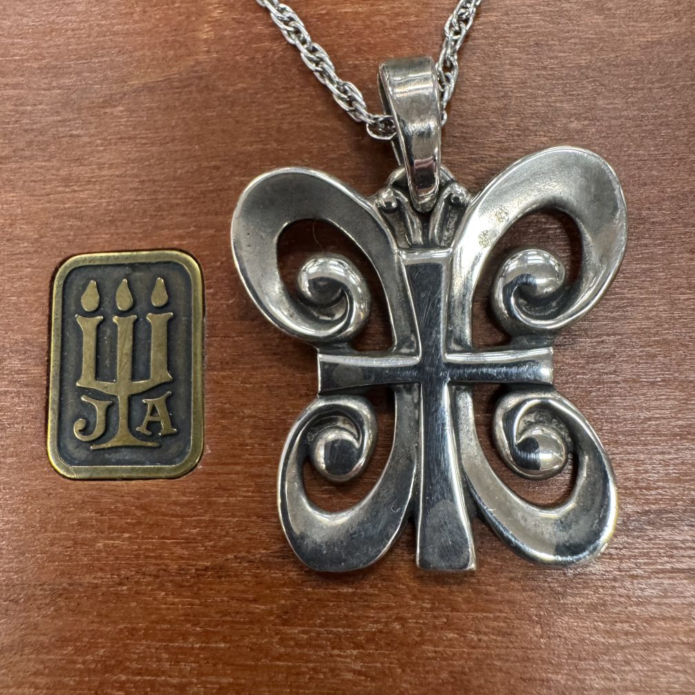 Pendant