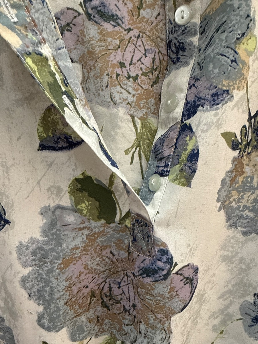 Graff · Blouse · Small · Mint Sage Floral
