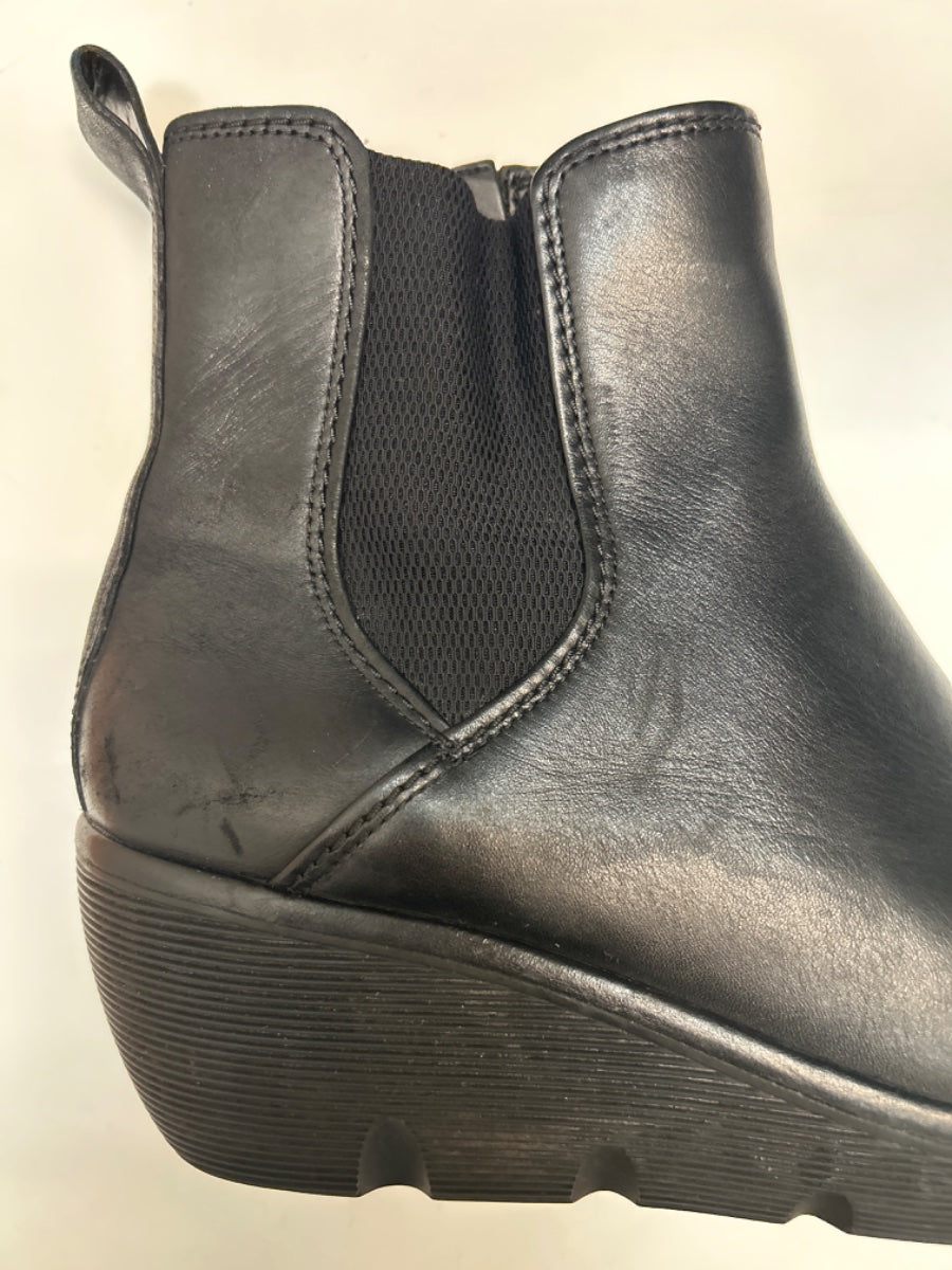Clarks · Clarks artisan · 10 · Black