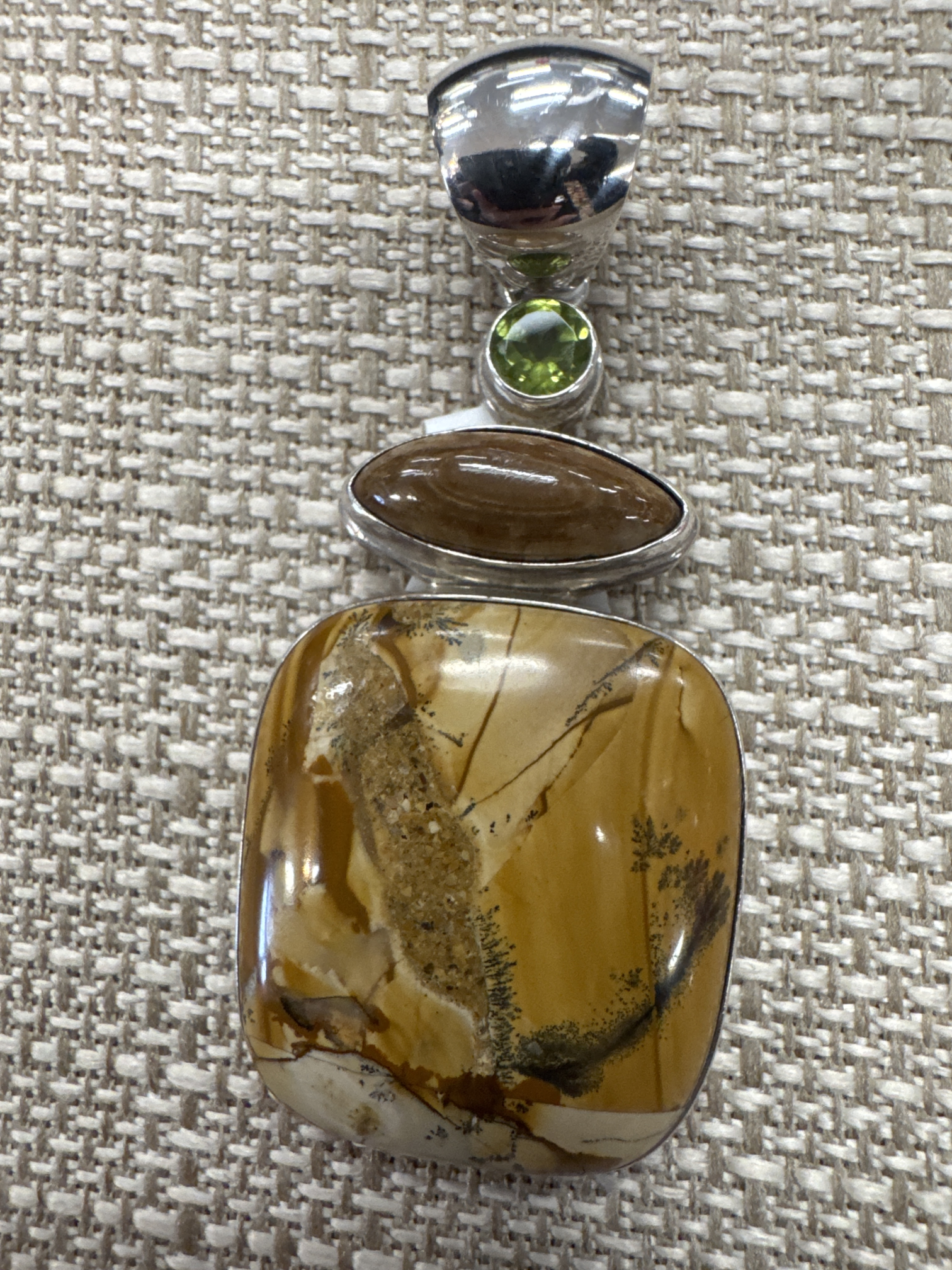 Pendant