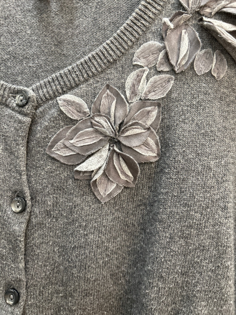 Caslon · Button Up Cardigan · Medium · Gray