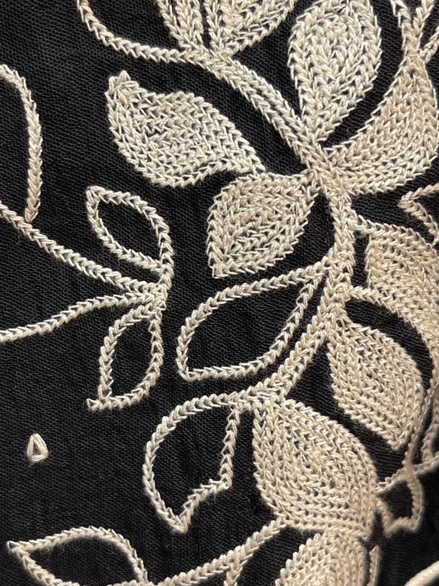 Anthropologie · Fig and Flower · Medium · Black/Cream