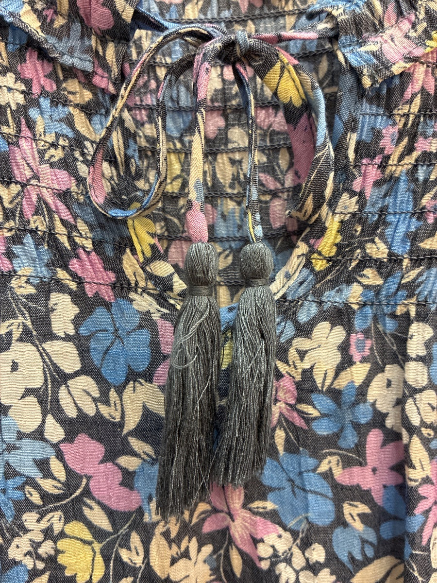 NanetteLepore · Flutter Sleeve Top · Medium · Gray Floral