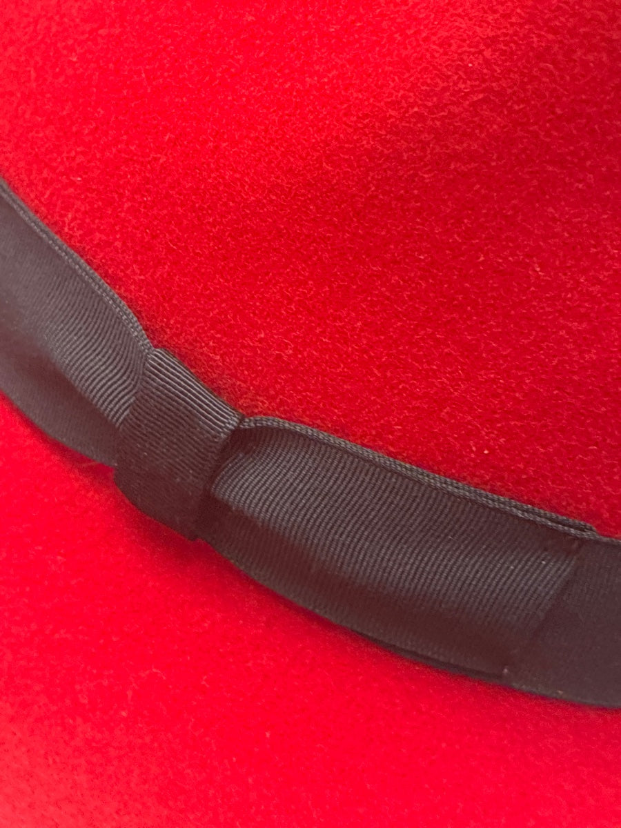 Red Hat · Fedora · One Size · Red