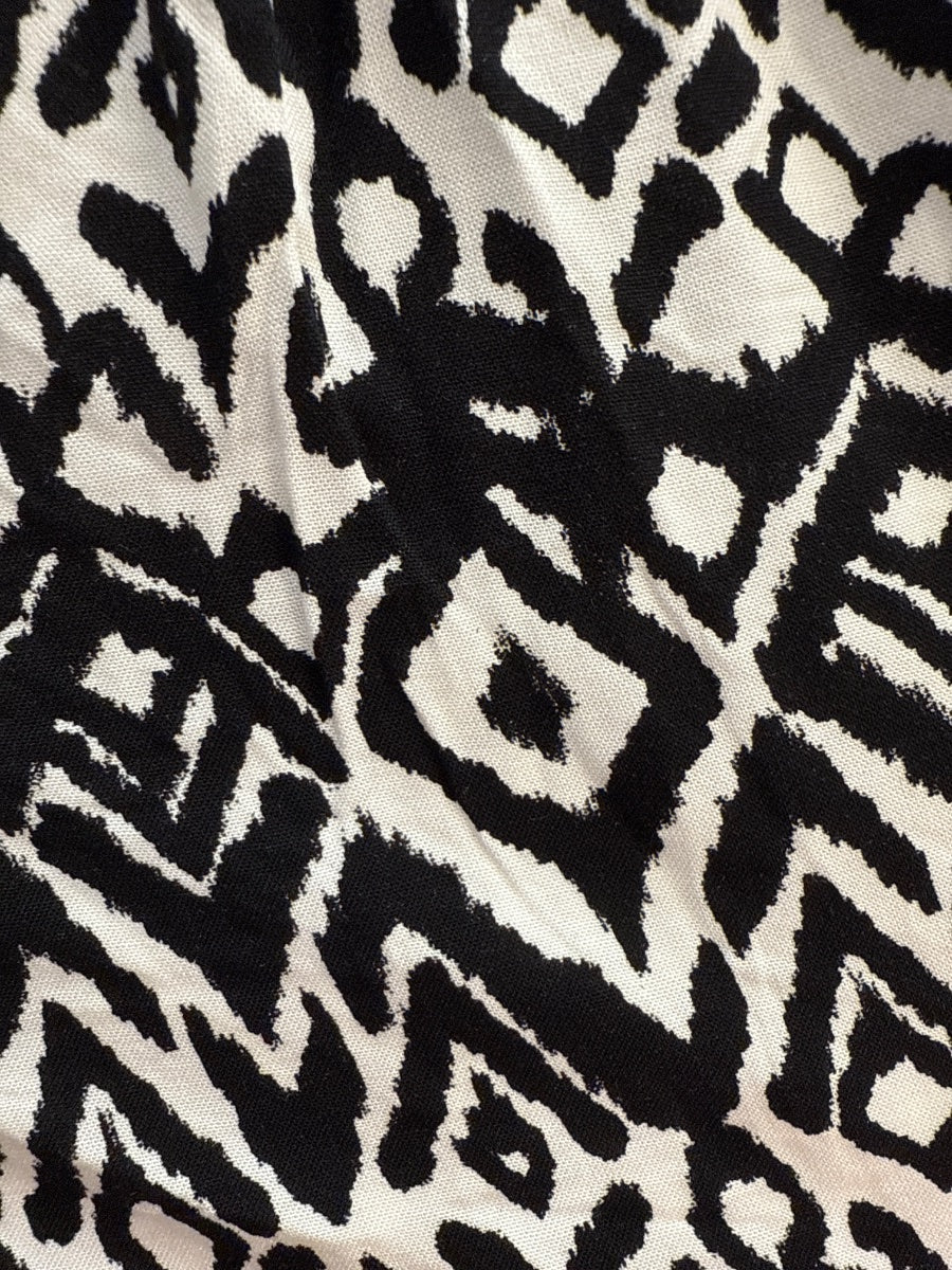 Wild Fox · FashionShorts · Small · White/Black