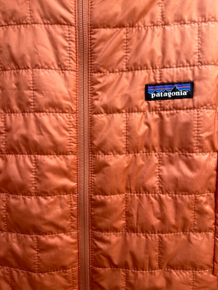 Patagonia · Hooded Jacket · Medium · Peach
