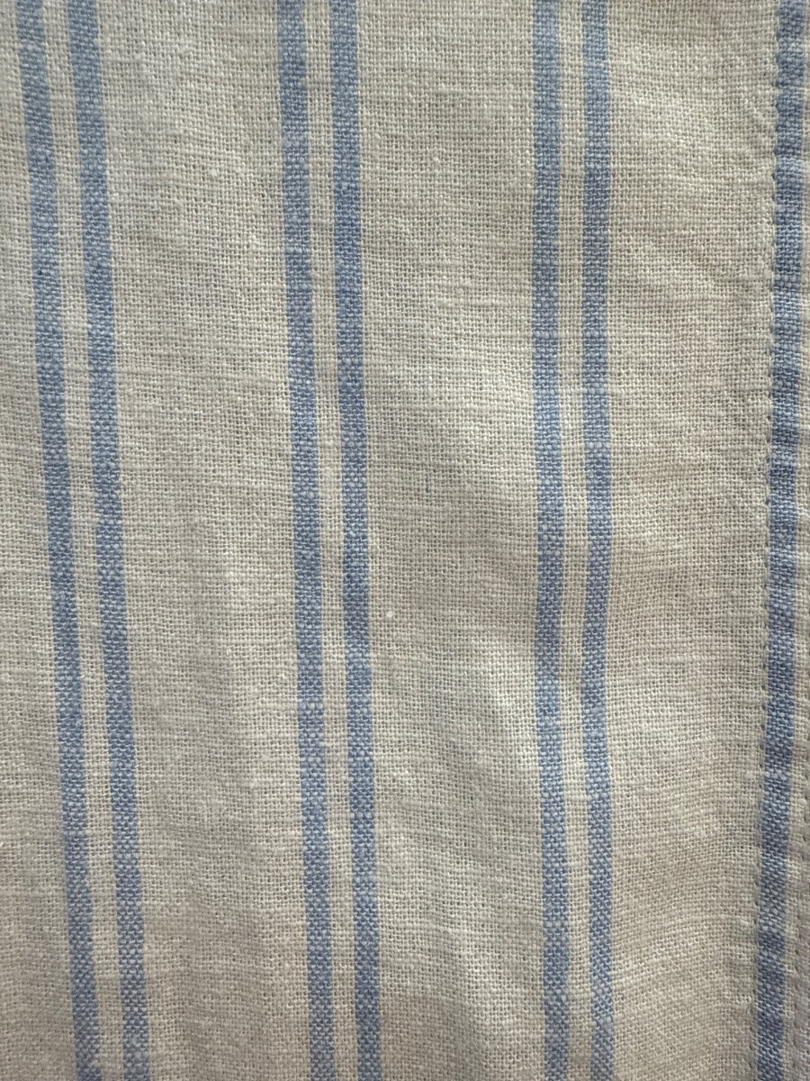 Buffalo · Tops · Small · White Blue