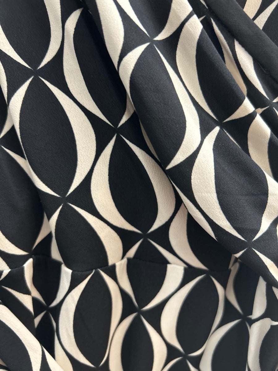Donna Morgan · Wrap Dress · 12 · BlackCream