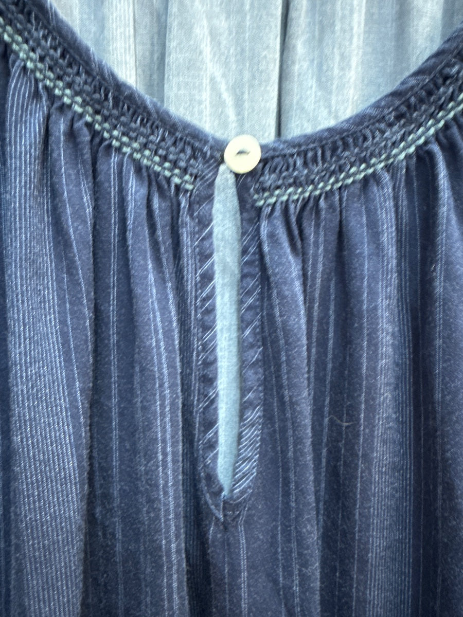 Carve · Blouse · Medium · Denim
