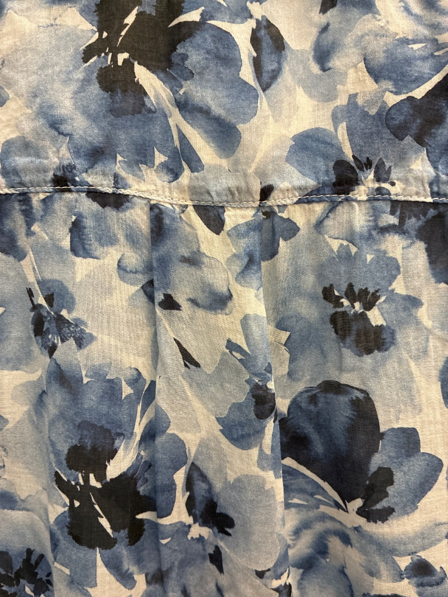 Bella Dahl · Shirt · Medium · Blue/White Floral