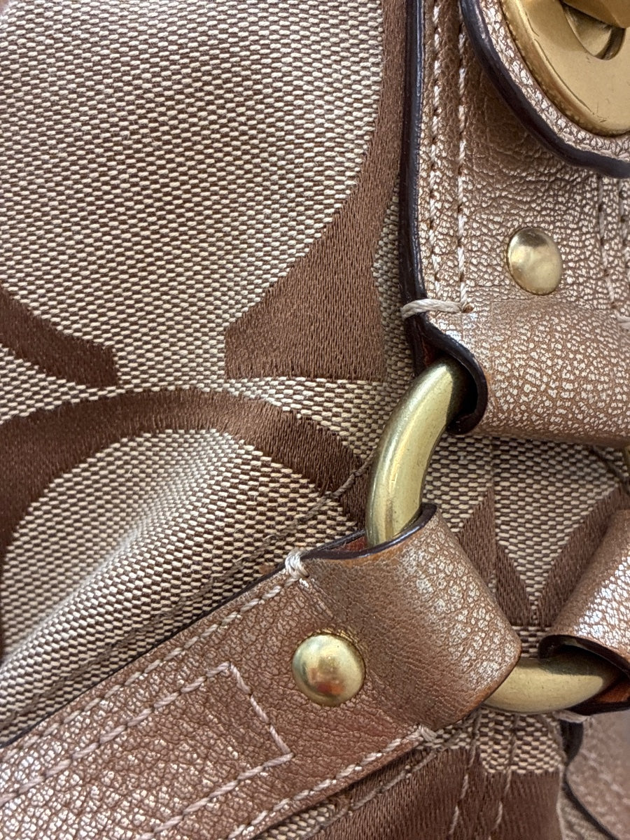 COACH · Hobo Bag · Shoulder · TanBrown