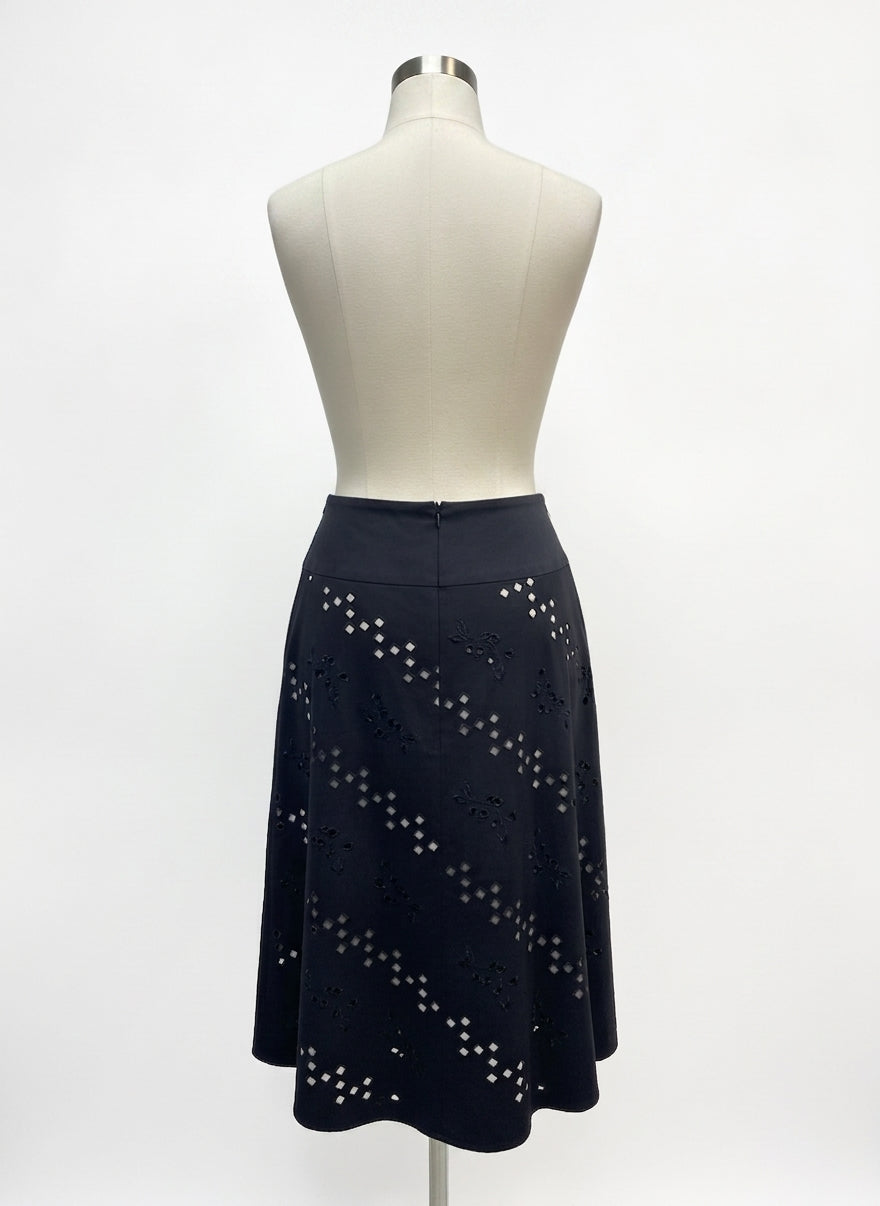 JonesNY · Midi Embroidered Square Detail w/ Lining · 6 · Black