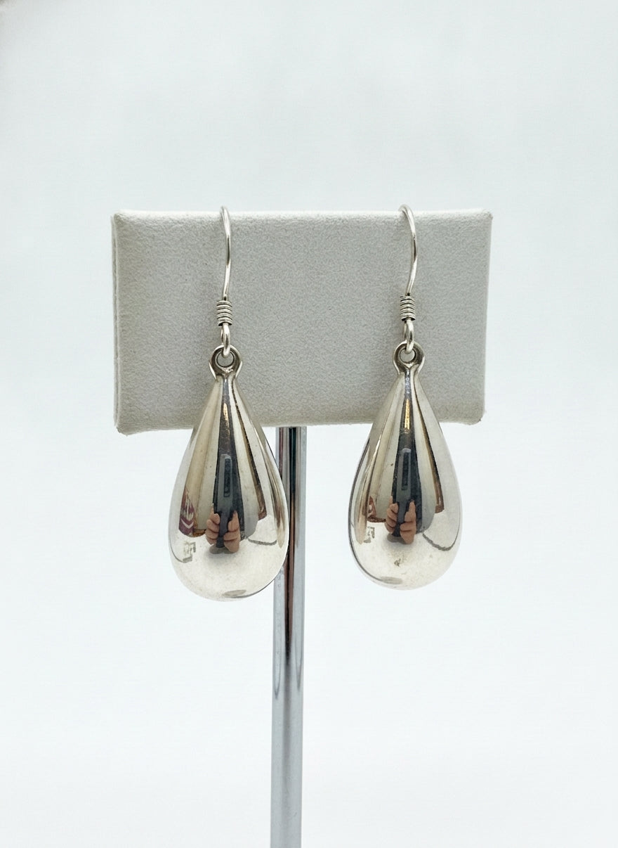 .925 Teardrop Earrings · Jewelry · wire · Silver