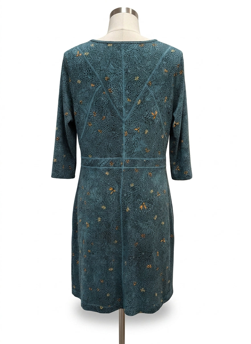 Title 9 · Buttah Style Floral Dress · Medium · TealOrg Floral Print