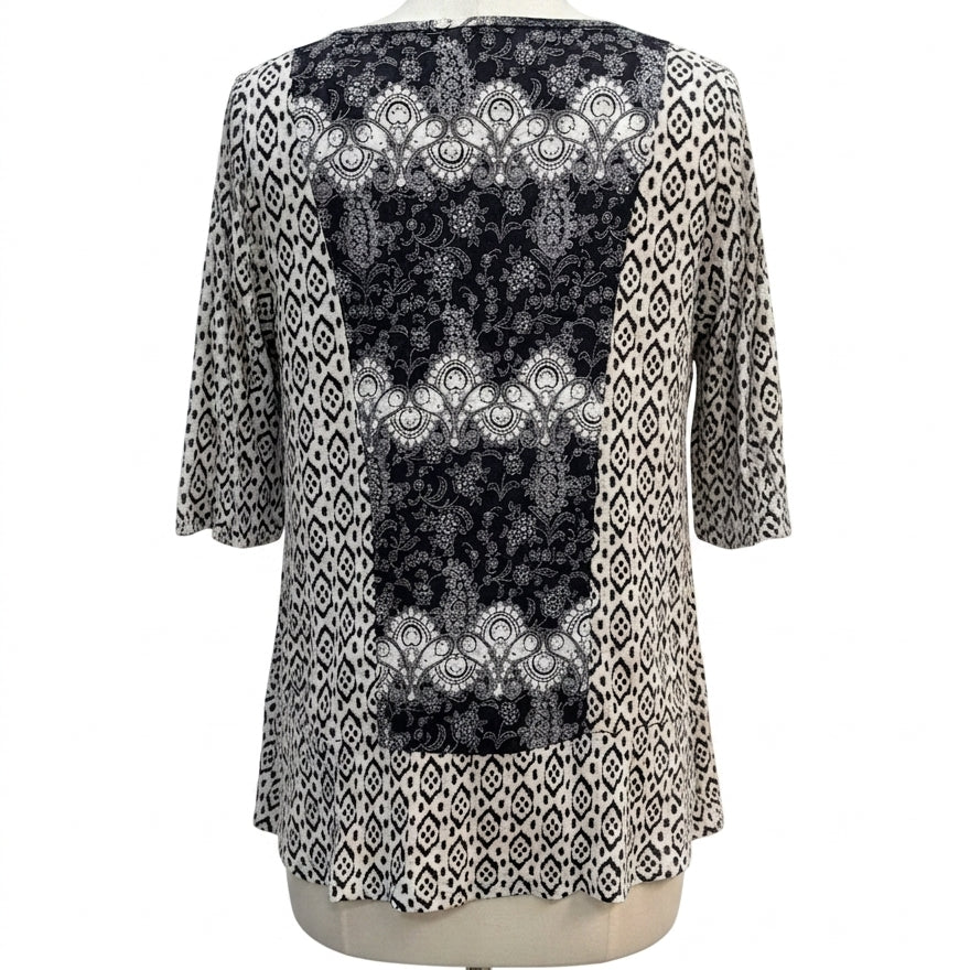 Akemi+Kin · Woven Accent · Medium · Cream, Black