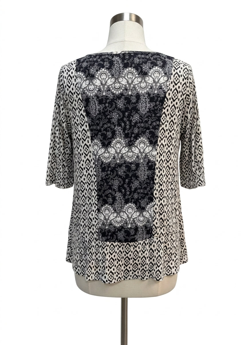 Akemi+Kin · Woven Accent · Medium · Cream, Black