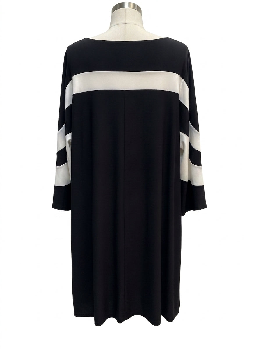 Nina Leonard · Bell Sleeve Dress · 2X · BlackWhite