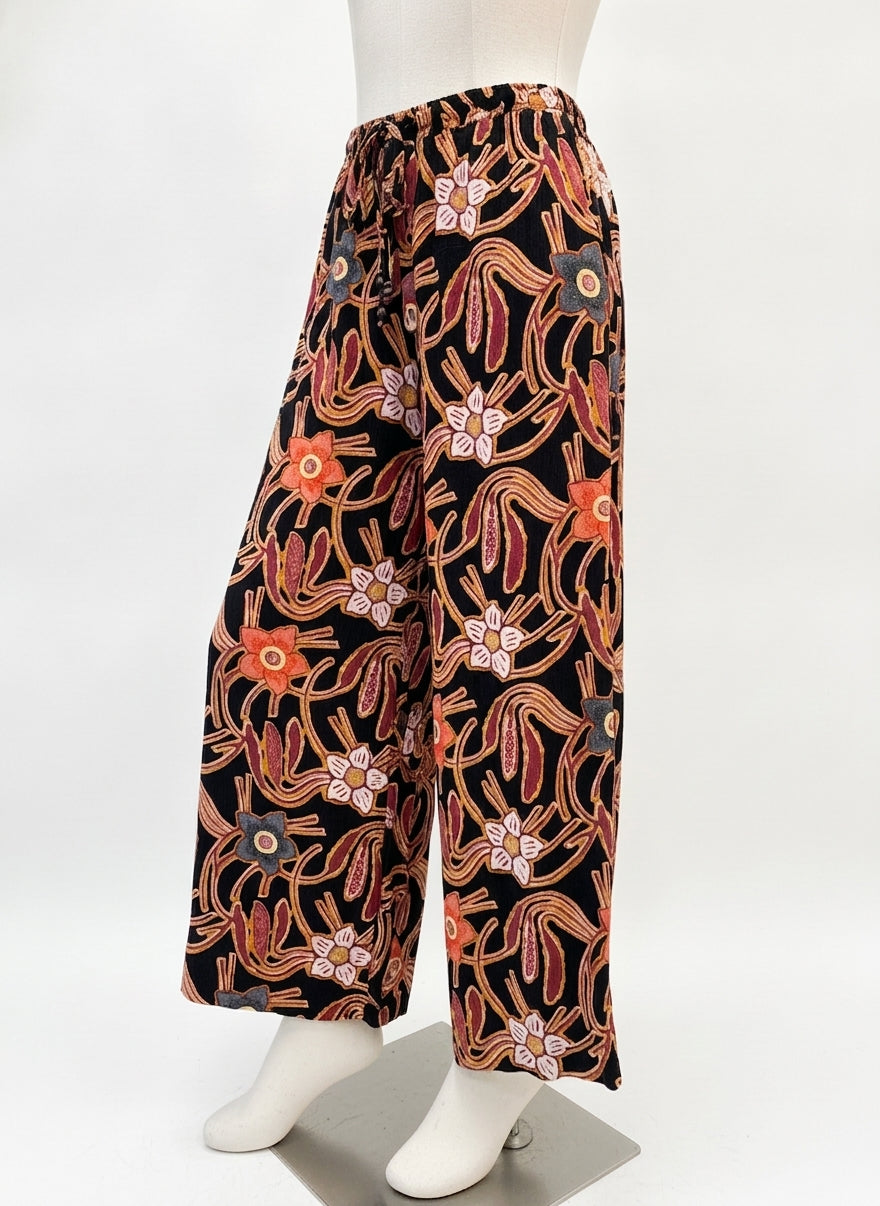 Christian Siriano · Black Rose Floral Print Comfort Waist Pants · XSmall · Black Floral Print