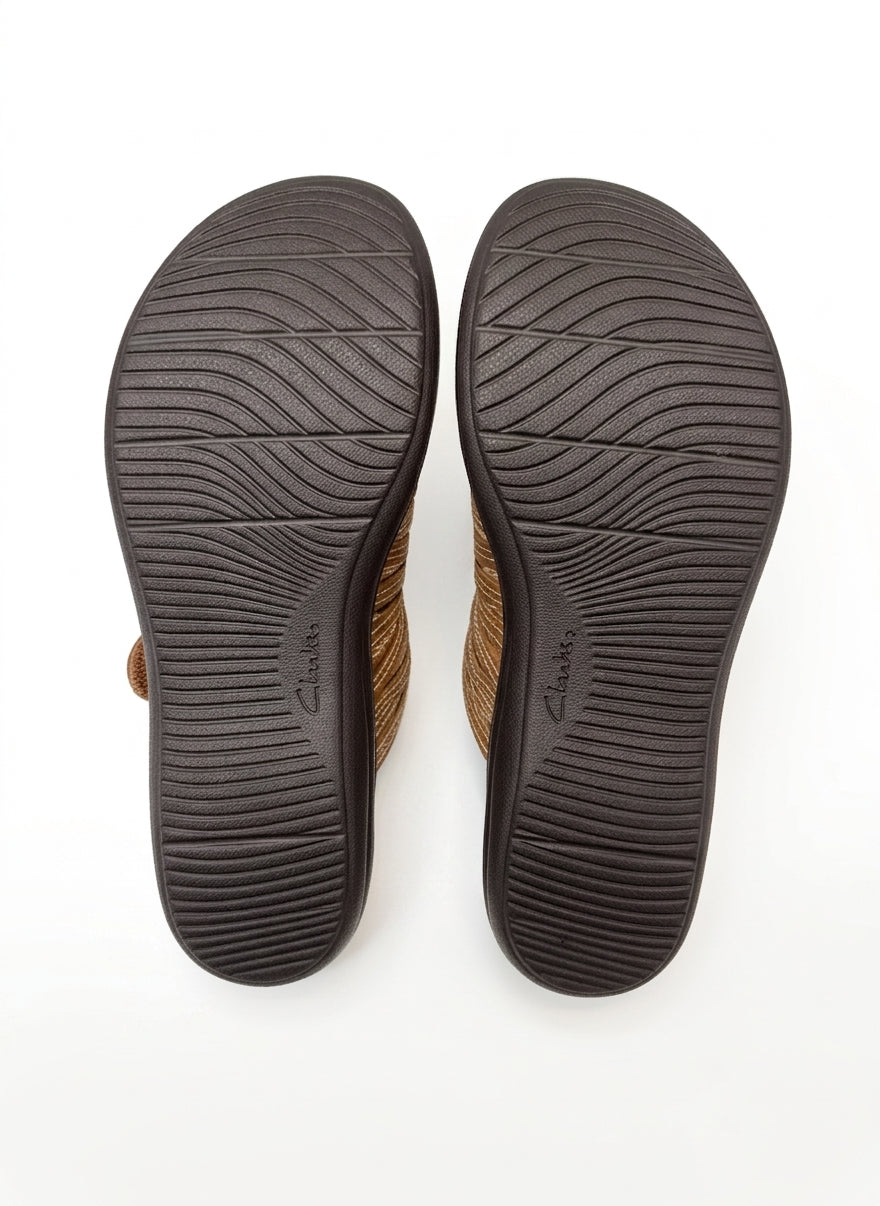 Clarks · LaurieAnn · 8 · Tan