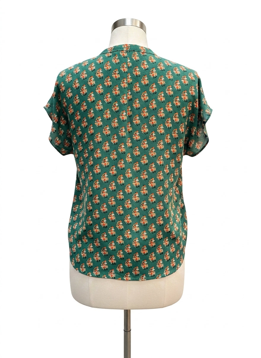 Cabi · Stevie Top · Medium · Green Floral