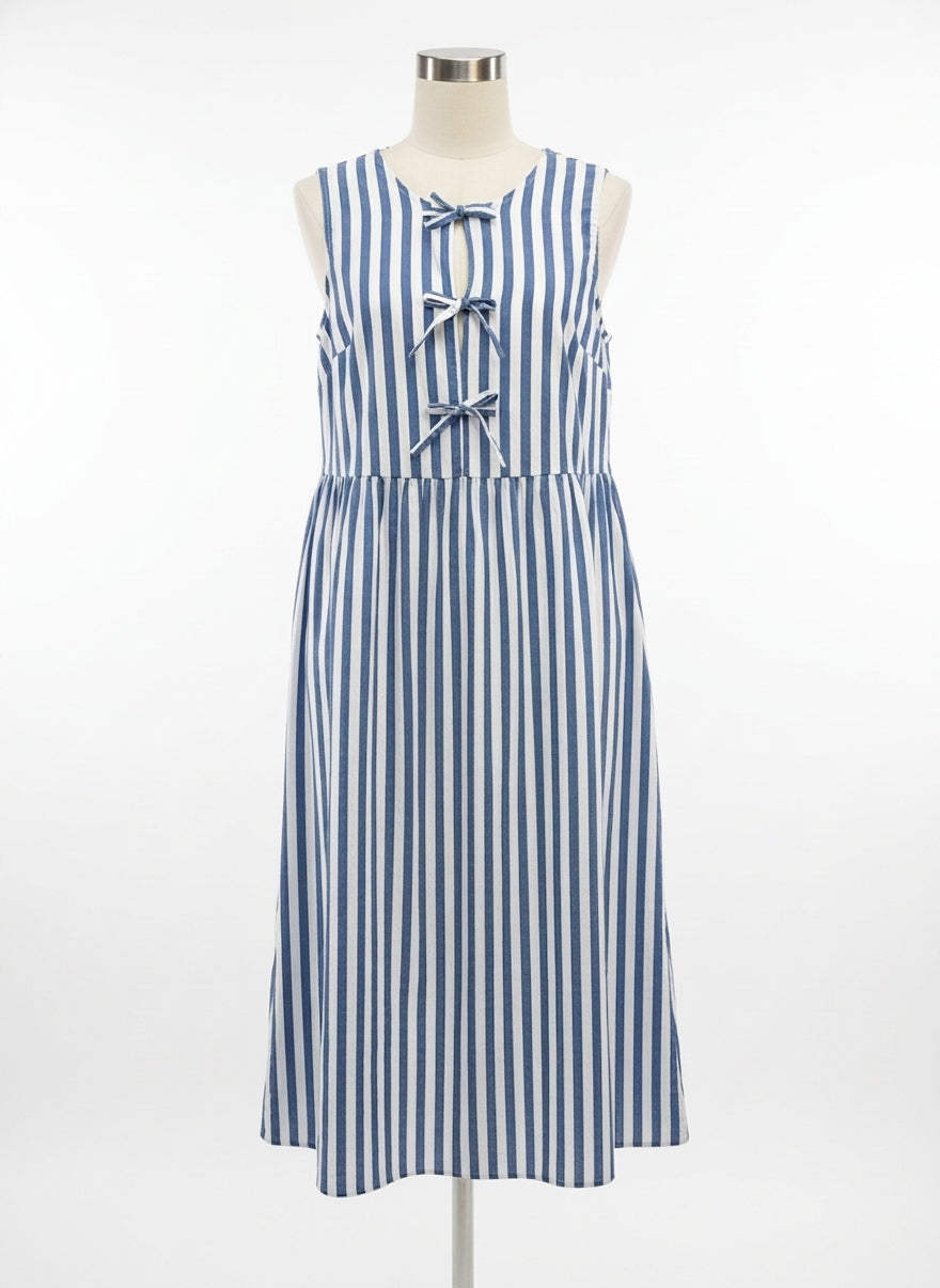 Joie · Sleeveless Dress · Large · Blue and White