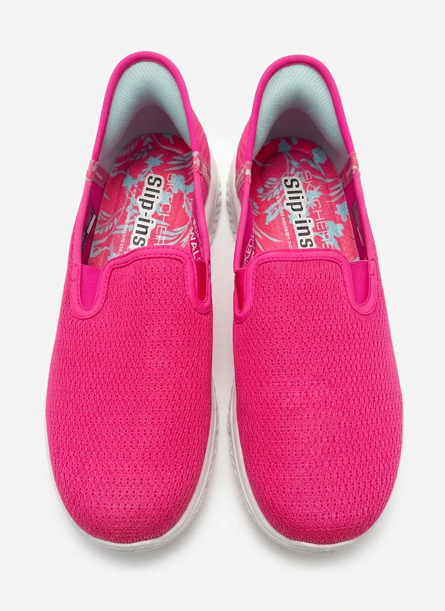 Skechers · Fiji slip-ins Go Walk · 9 · Hot Pink