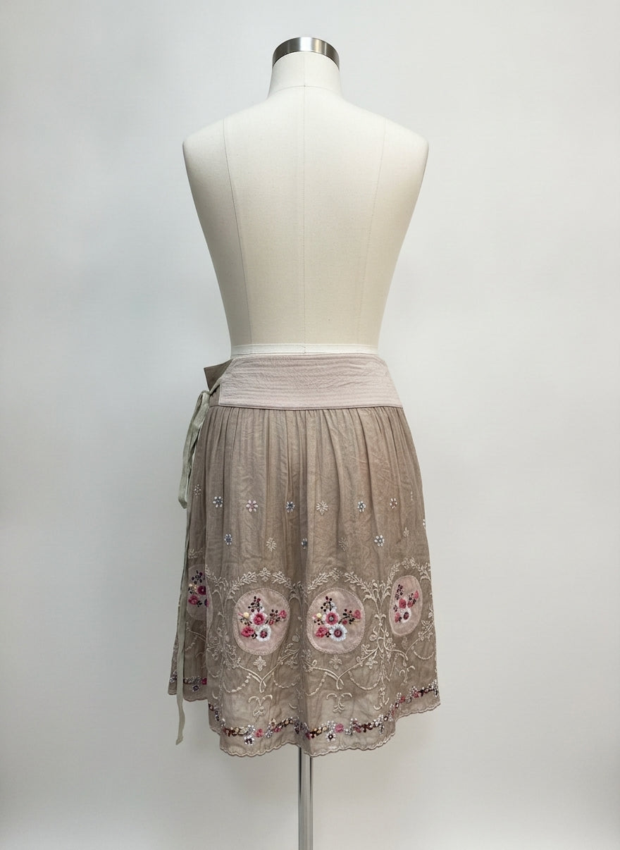 Anthropologie · Blue Tassel Embroidered · Medium · BeigeFloral
