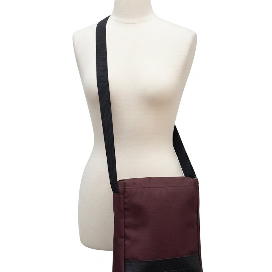 Carhartt · Snapbag · Crossbody · Burgundy