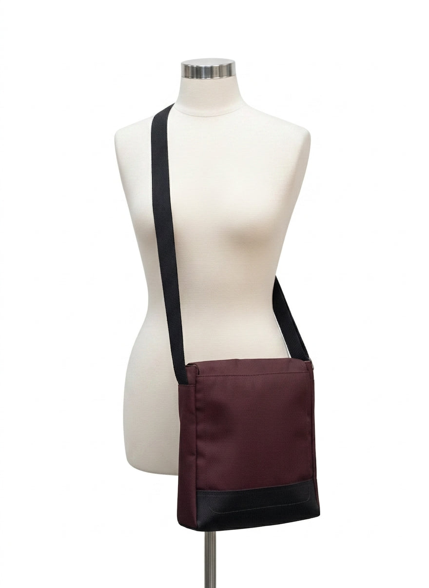 Carhartt · Snapbag · Crossbody · Burgundy