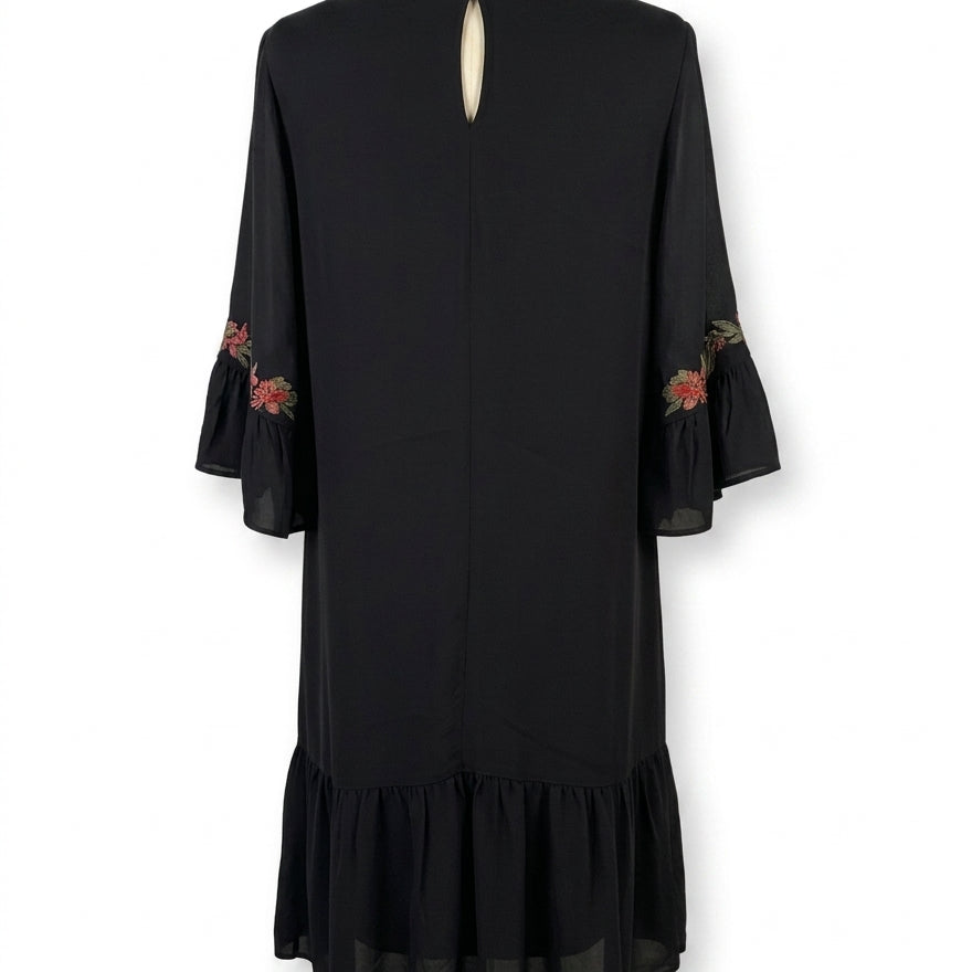 Velvet by Graham & Spencer · Dress · Large · Black