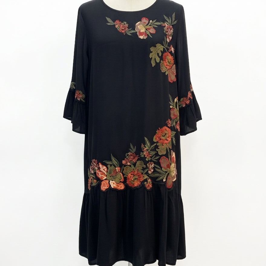 Velvet by Graham & Spencer · Dress · Large · Black
