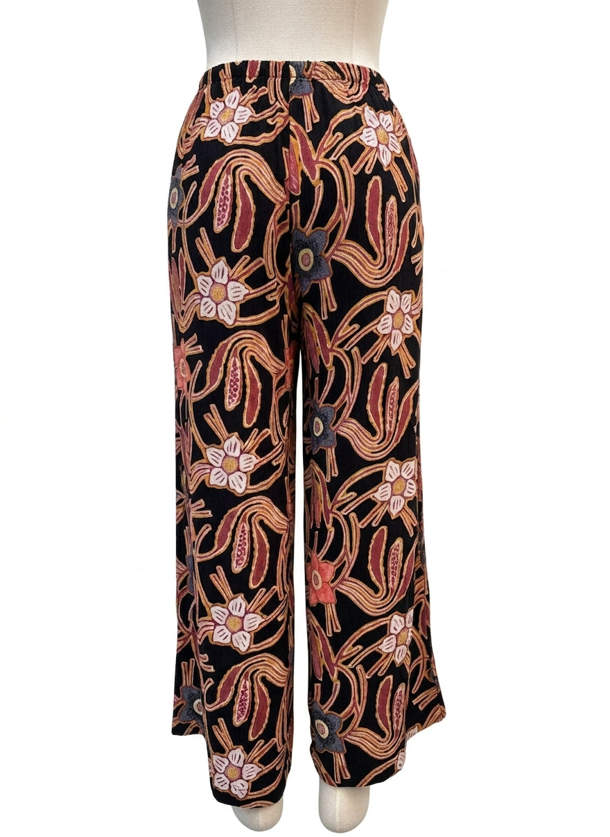 Christian Siriano · Black Rose Floral Print Comfort Waist Pants · XSmall · Black Floral Print