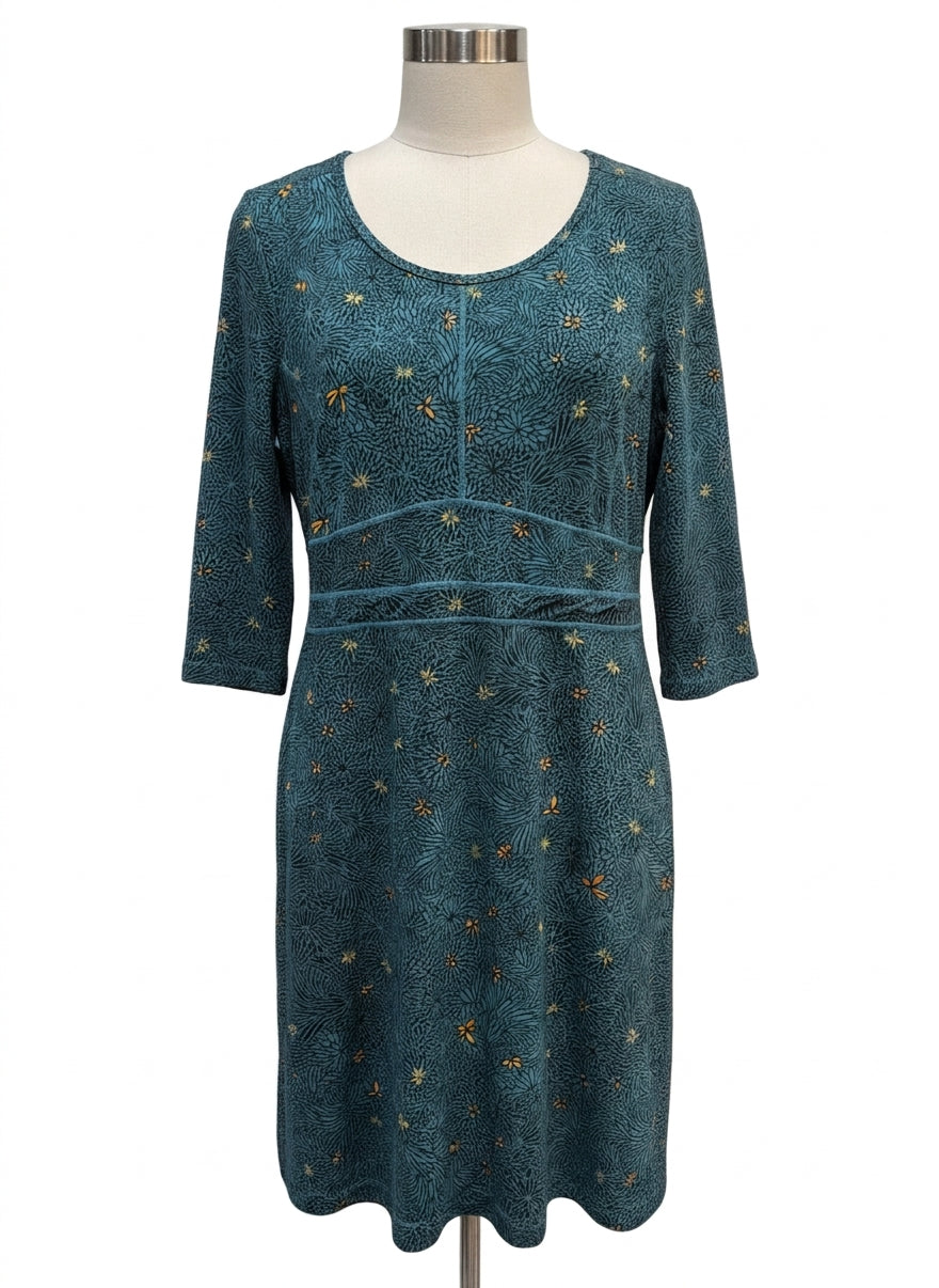 Title 9 · Buttah Style Floral Dress · Medium · TealOrg Floral Print