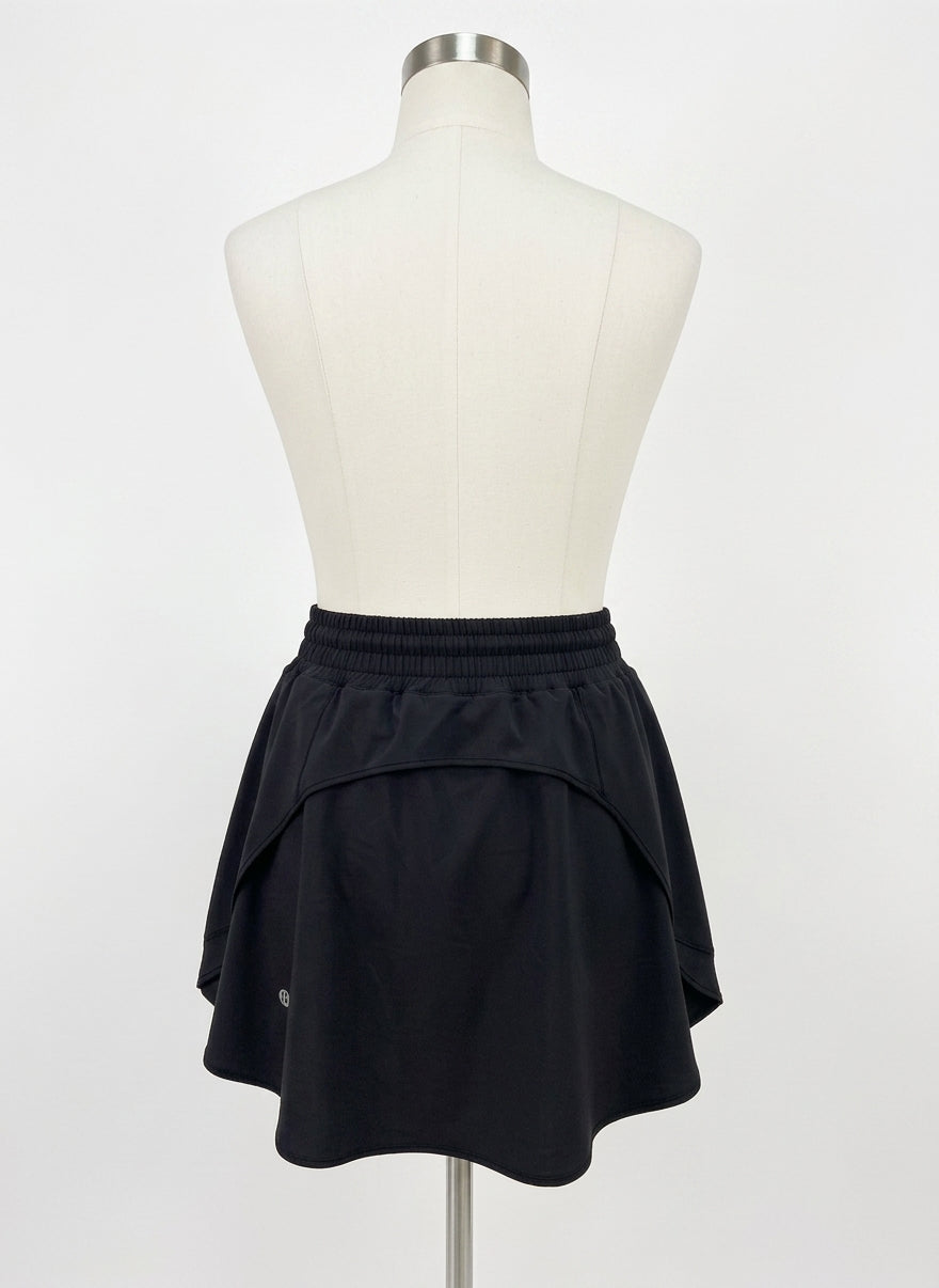 Lululemon · Active Skorts · 4 · Black