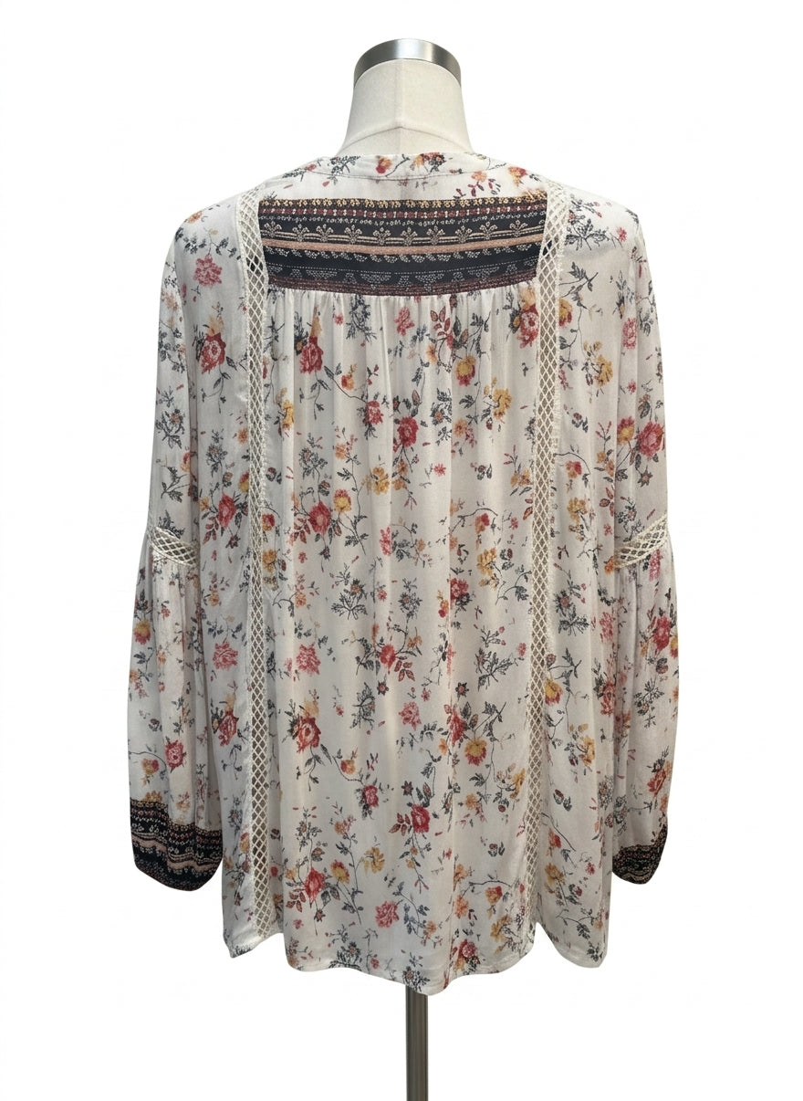 Anthropologie · Blue Tassel Lace Trim · Small · White Floral