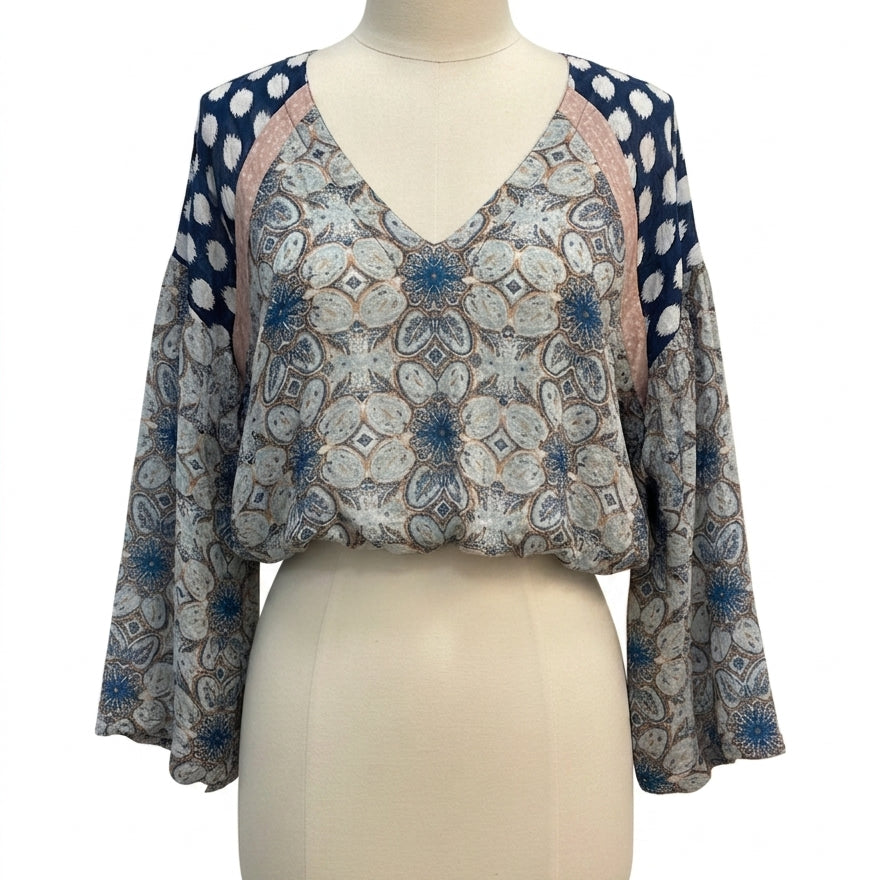 Free People · Cropped Top · Medium · Navy/White