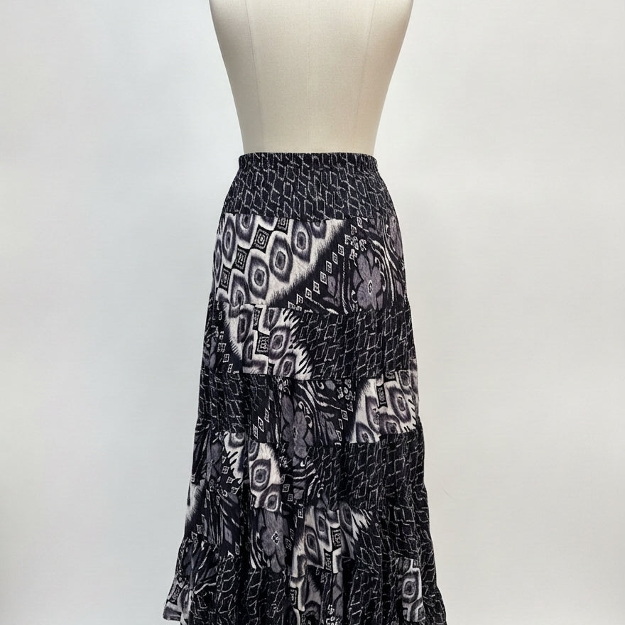 NY Collection · Maxi · Large · BlackWhite