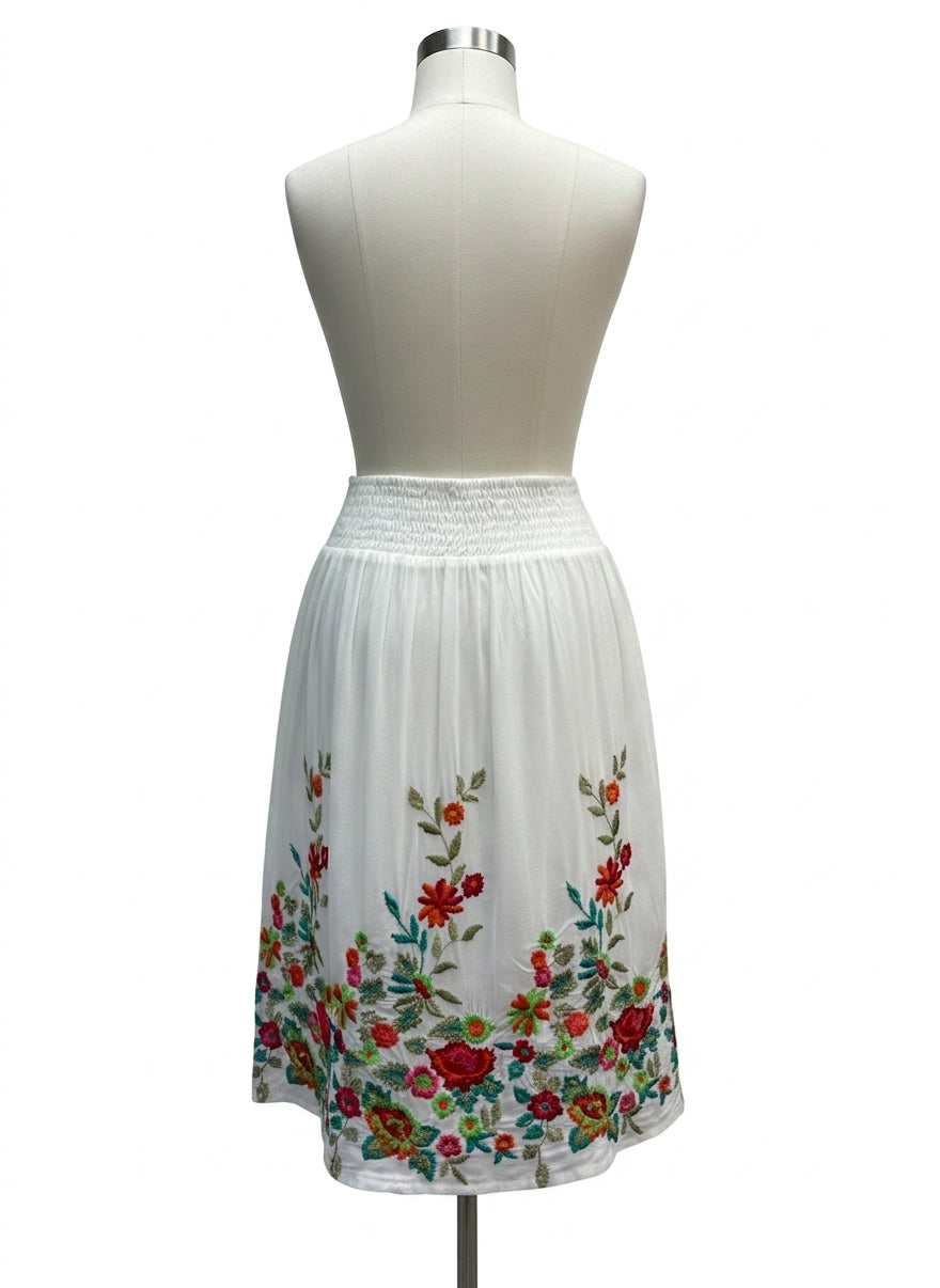 Anthropologie · Blue Tassel · Large · Cream Floral