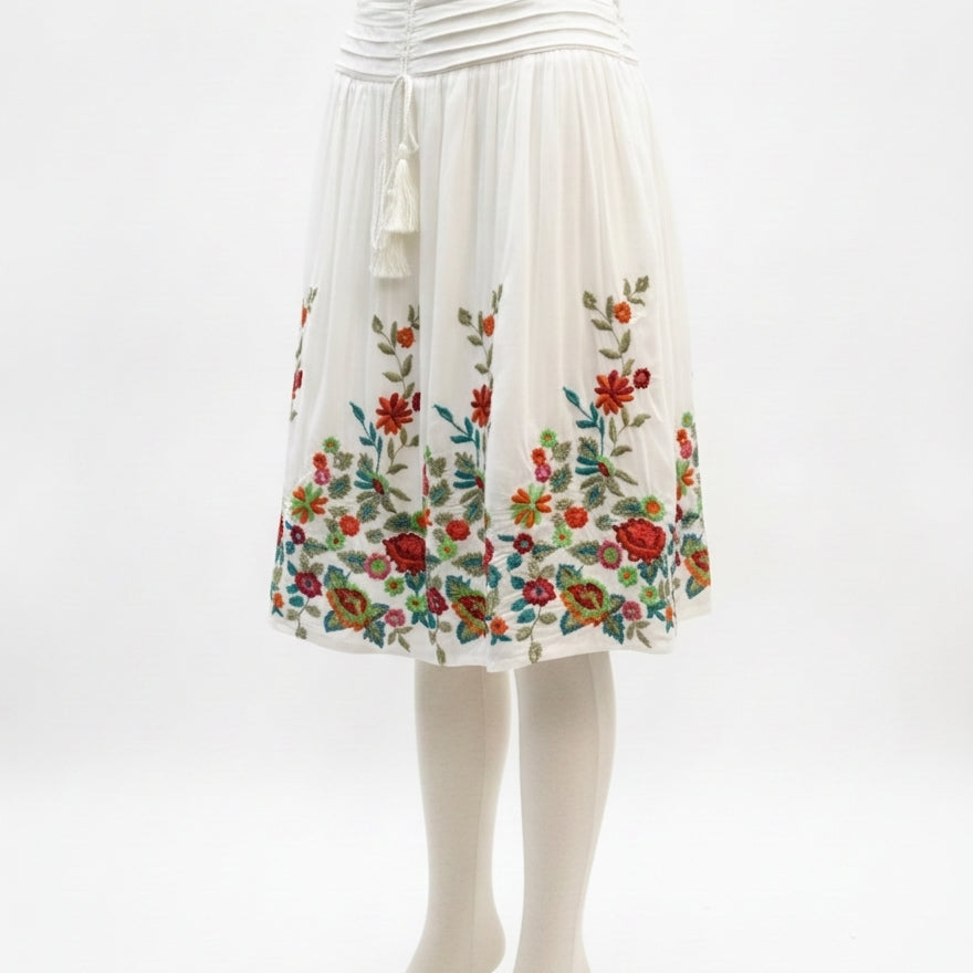 Anthropologie · Floral Embroidered Tassel Skirt · Large · White