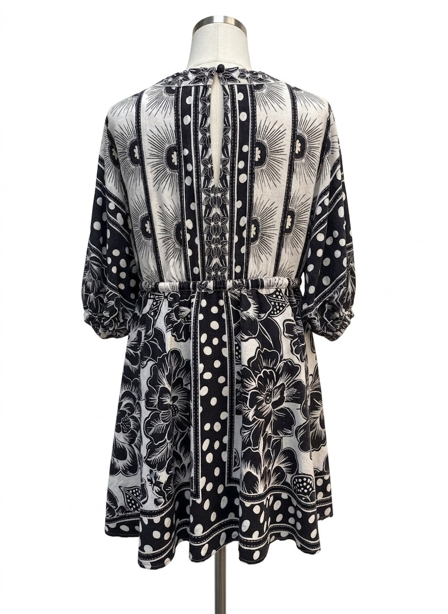 FARM Rio · Beaded Tassels · Medium · BlackWhite